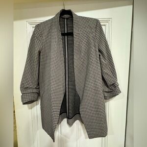 Aritzia blazer!